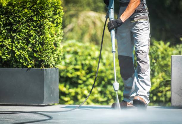 Professional  Pressure Washing Services in Dearborn, MI